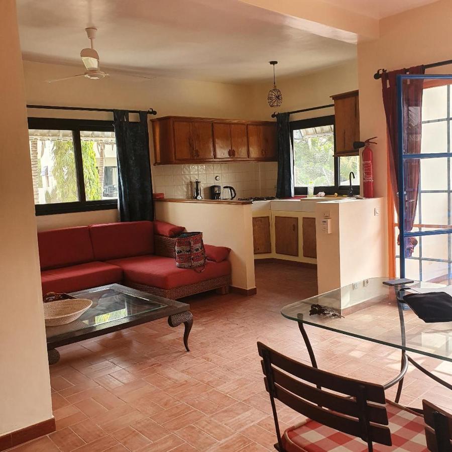 Superbe Appartement Avec Piscine, Proche Centre Ville, Restaurant, Mer Saly المظهر الخارجي الصورة