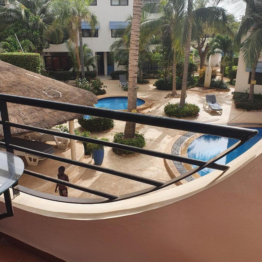Superbe Appartement Avec Piscine, Proche Centre Ville, Restaurant, Mer Saly المظهر الخارجي الصورة